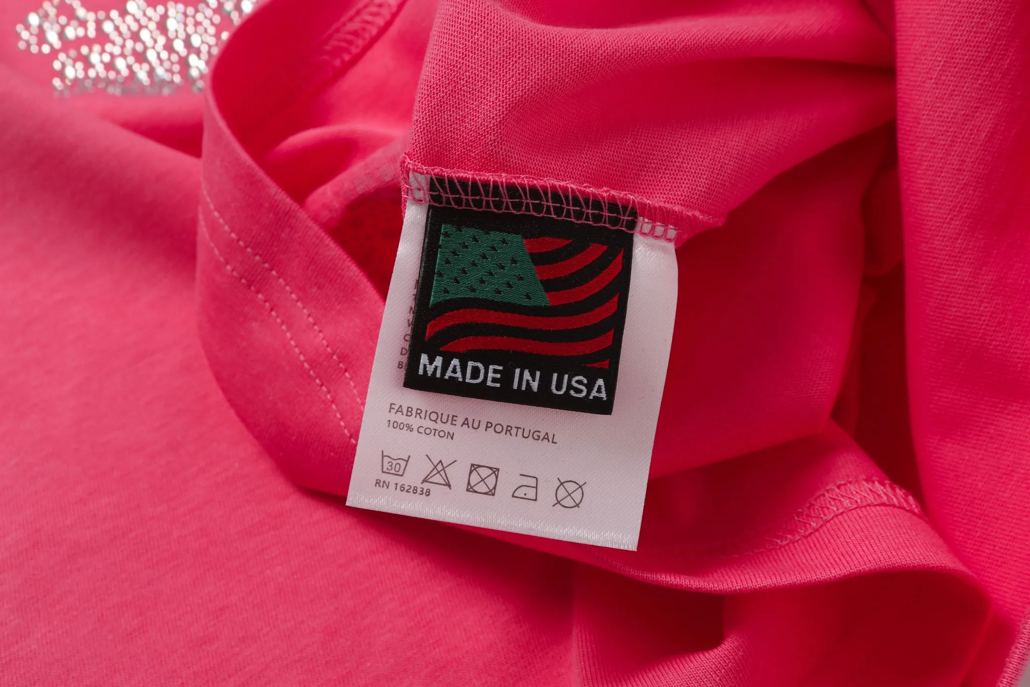 P104 205#DENIM TEARS Kapok European and American trendy brand high-quality crystal hot diamond short-sleeved suit Color: Black Gray Rose Red Size S-XL